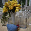 D08. Vases and other décor. 